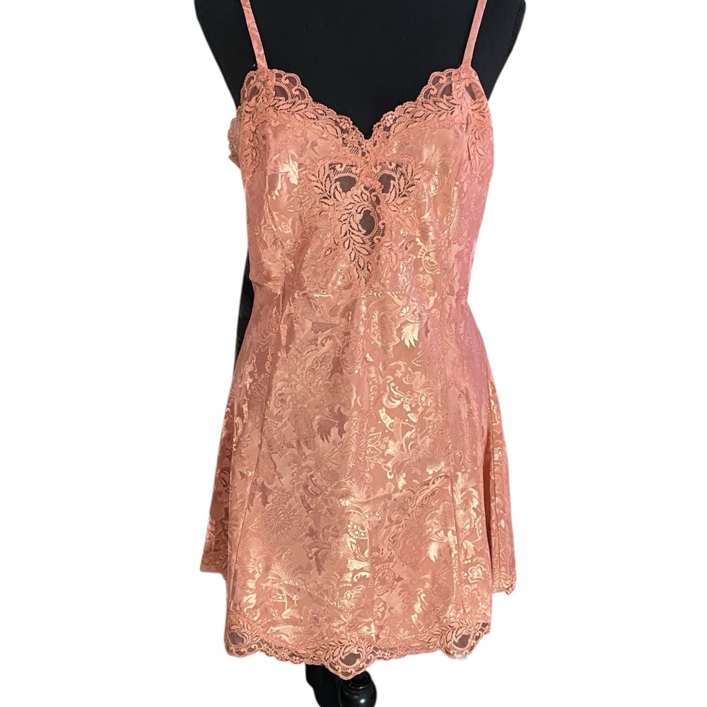 Vintage Victoria’s Secret Gold Label Rose Pink Lace Accent Nightgown Size L